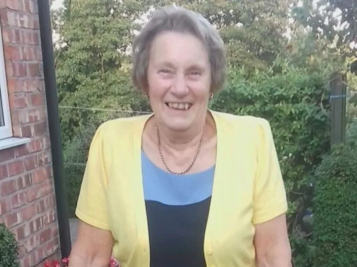 Diana Molyneux Online Photo