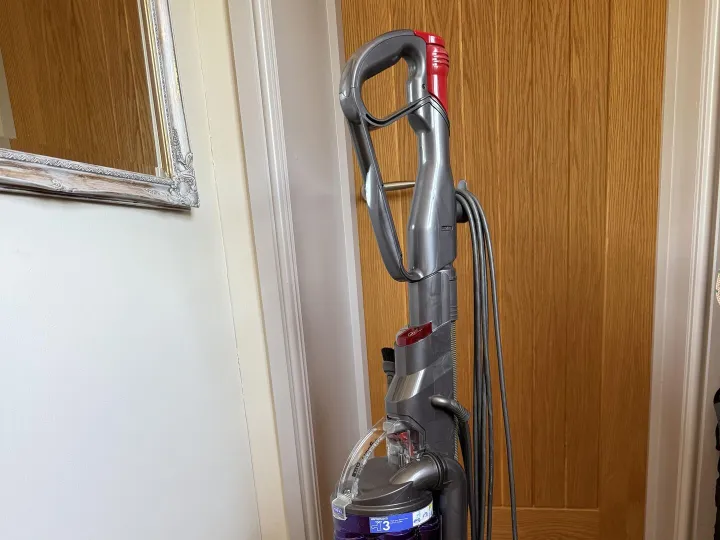 Items for sale &ndash; Dyson DC25 Vacuum Cleaner &pound;30.00