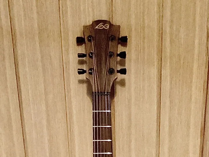 Items for sale &ndash; LAG Electro-Acoustic Guitar &pound;125