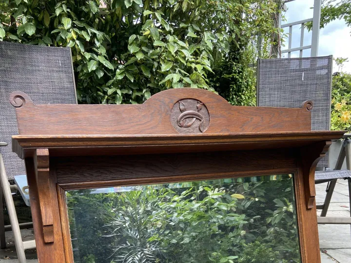 Items for sale
– Wooden framed bevell edge mirror £15