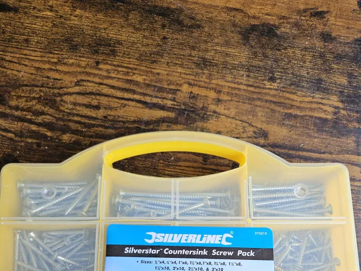 Items for sale
– SILVERLINE Coutersink Screw Pack £10.00