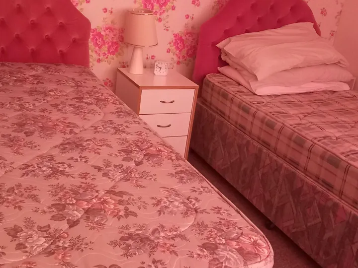 Items for sale
– Two single bed's mattresses in good order Free, due to downsizing
