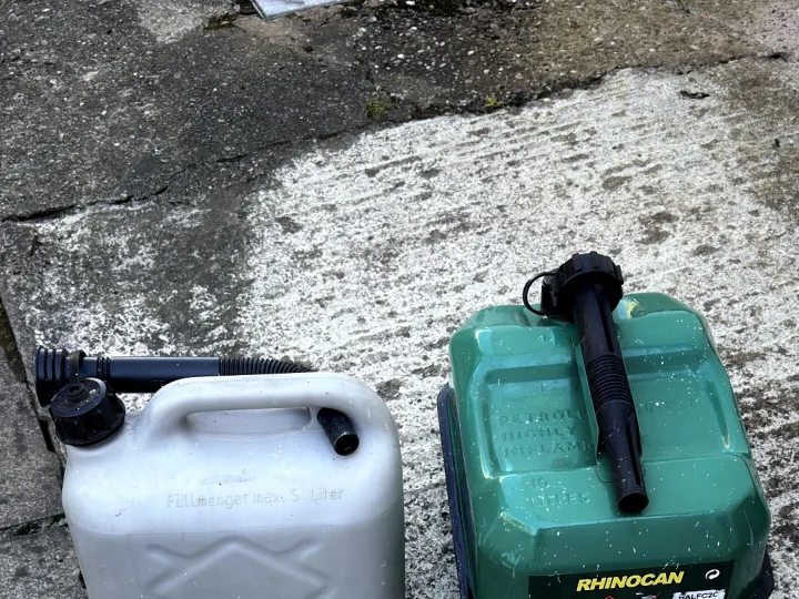 Items for sale
– 2 petrol cans for sale £15 for both. £15.00