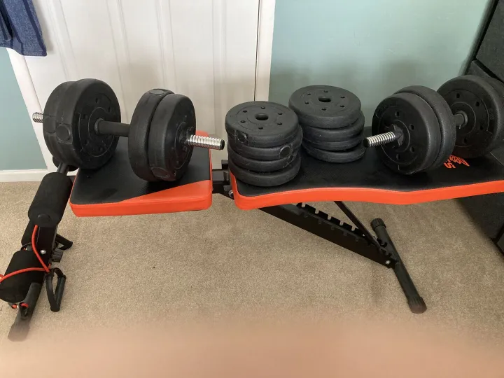 Items for sale &ndash; Weight Lifting Bench and Weights &pound;35