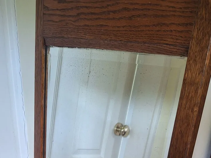 Items for sale
– Floor mirror £10