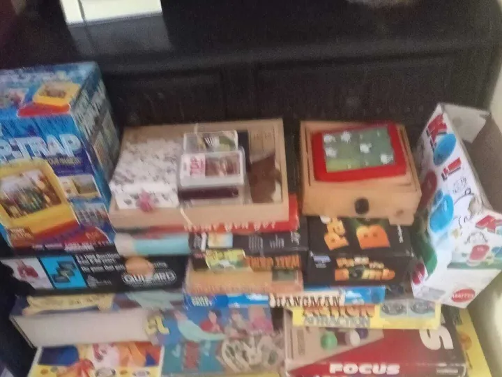 Items for sale
– 20 plus 1950's,60's 70's etc games, playing cards Stock Car Top Trumps etc £25.00
