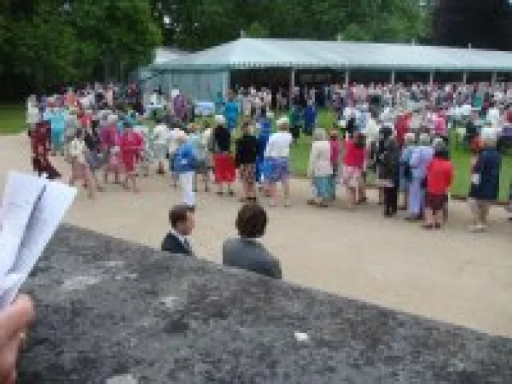 Buck House Graden Toilet Q