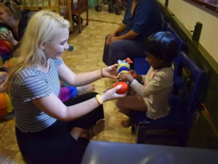 Annie in Sri Lanka_1_170917