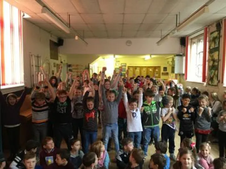 3714ABF8-1F65-4409-8AF3-7385E1493056