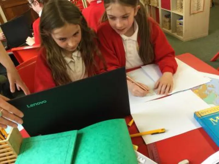 9277DFFC-D3D1-4AC5-B400-6BE7E2048C15