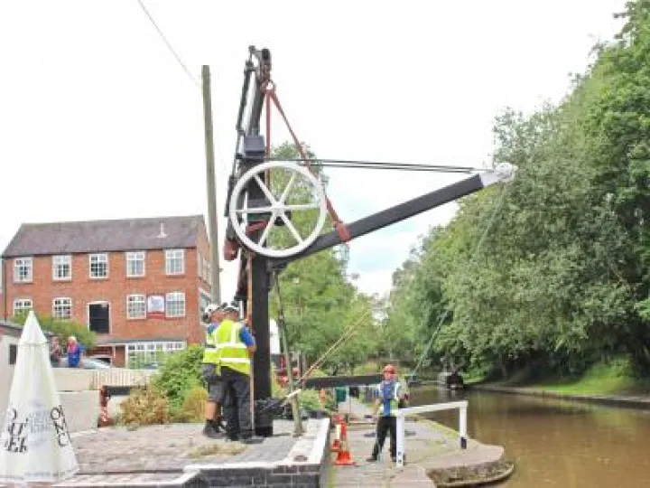 Shroppie Crane