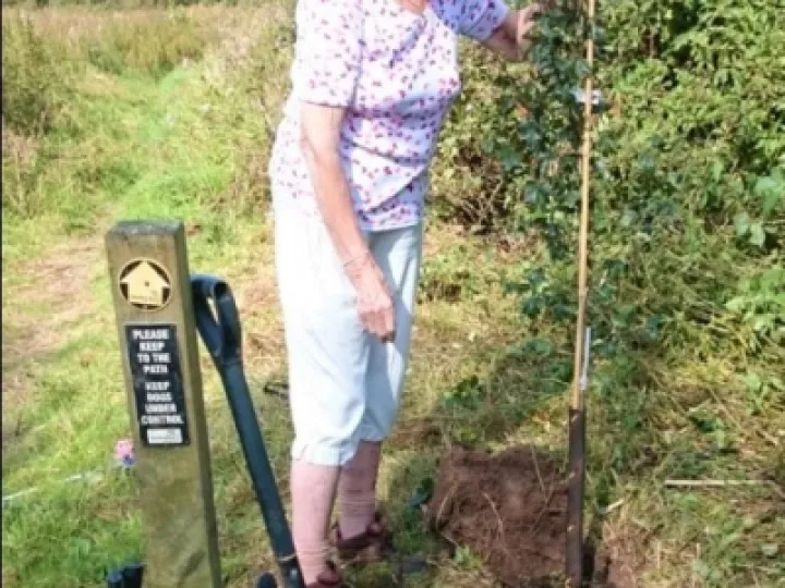 Margaret planting the first tree &ndash; Sept 2020
