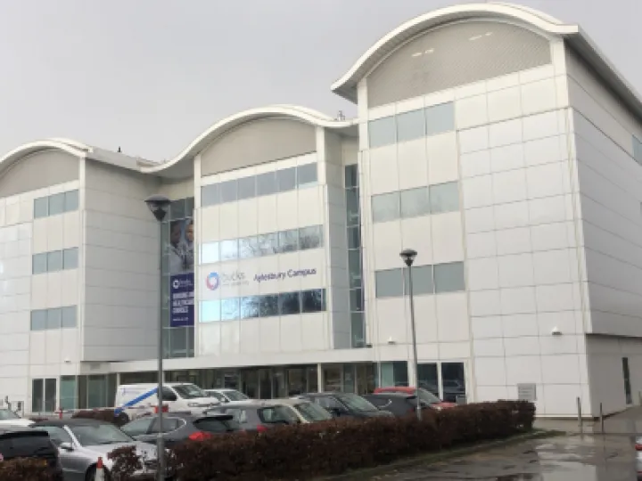 Buckinghamshire New University Aylesbury campus