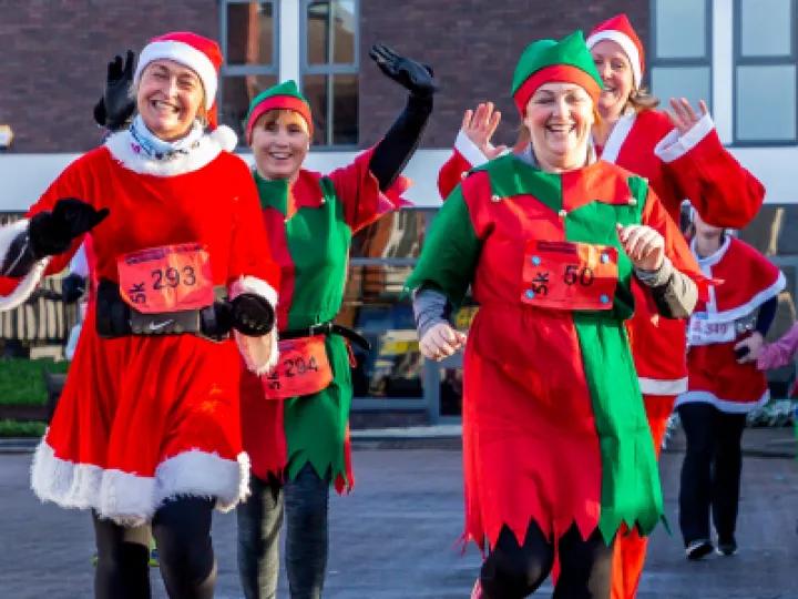 Image: 191215 nantwich_santa_dash 2344 2