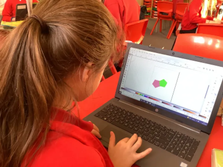 5F7D4441-4A47-4097-8440-E0761749E2C1