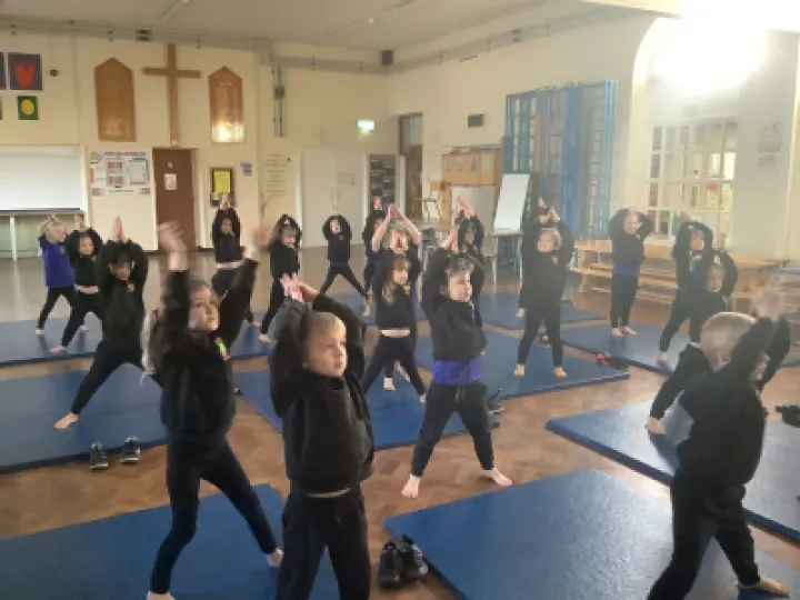 49DD0159-2982-460C-9954-0C6A46303178