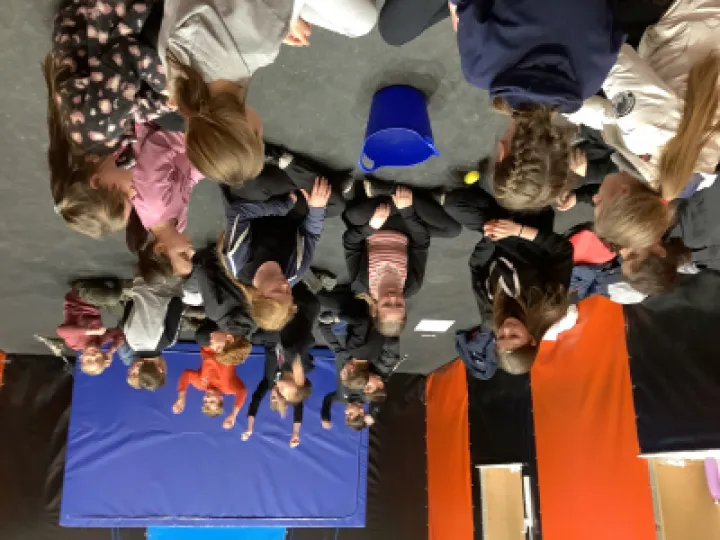 5D62CCAD-3FEE-4EB4-A540-9134C1BFCBEA