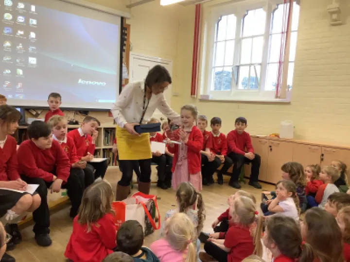 F100E833-E0A7-4ED3-A635-2EE241A2EF5F