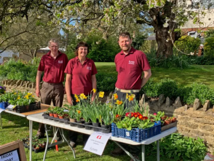 Fiona & Rob Daniels & Son