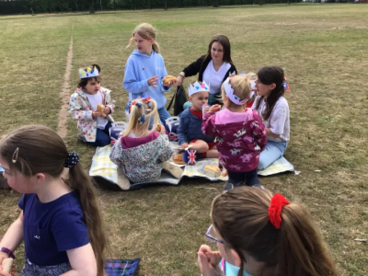 C282E450-F917-4CEF-AD90-72F0ED520684