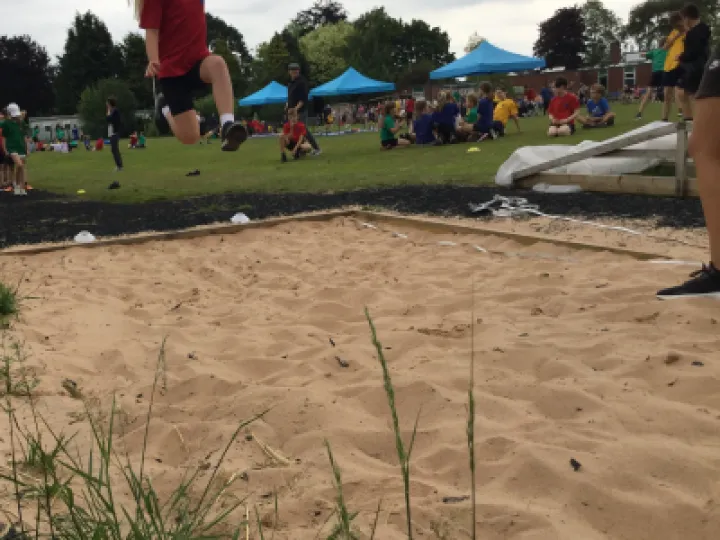 Long jump (9)