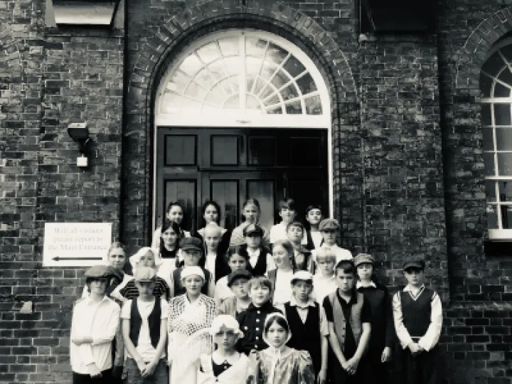 0EAFA3AB-3DFA-4402-9F90-7E76695EFB7F