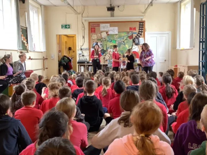 8A7FB055-94B1-4E34-8A28-B66E2D2916BC