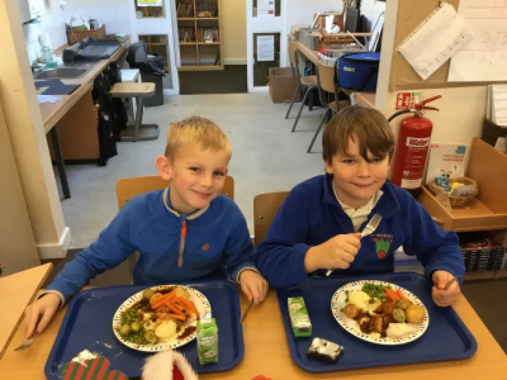 19096375-C325-4C23-B822-33DBE96F446F