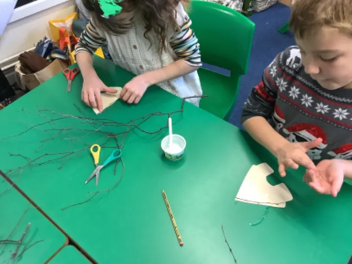 3F4C0AE8-C172-4439-8DF7-CAAB23BCFB2A