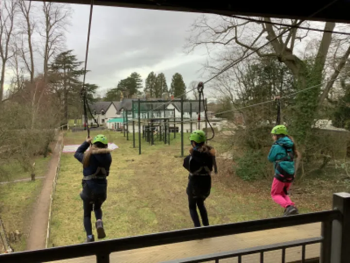 098DEBA6-31D2-48AE-BCDB-4A22444B117C