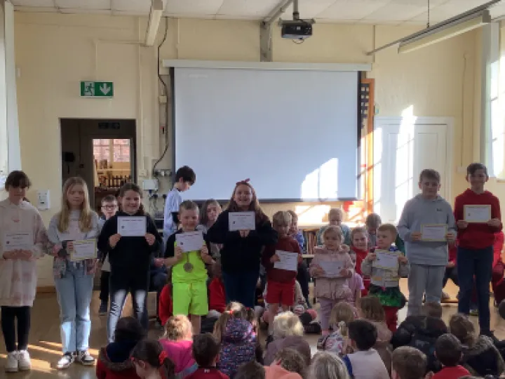 03D77B18-3BBC-4B2A-A558-769B5DA6C342