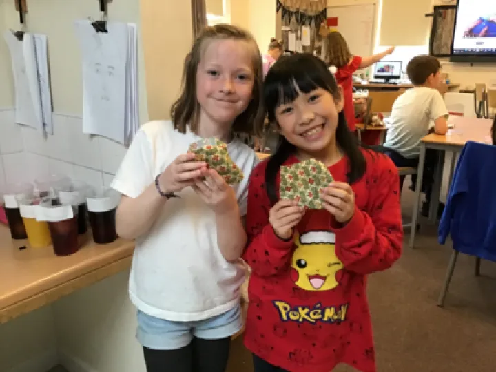 B45421CE-97F7-40F0-8816-18AF4D2051D9