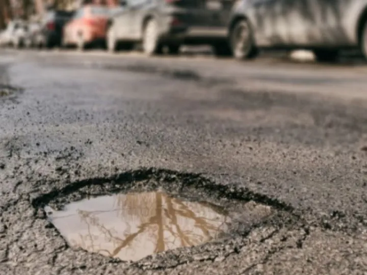 Potholes genera