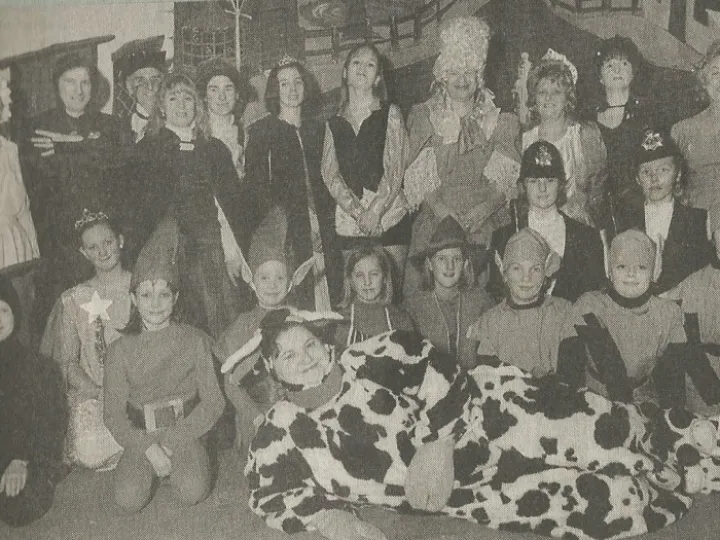 Thr Tarvin Panto Feb 1998 Photoscan