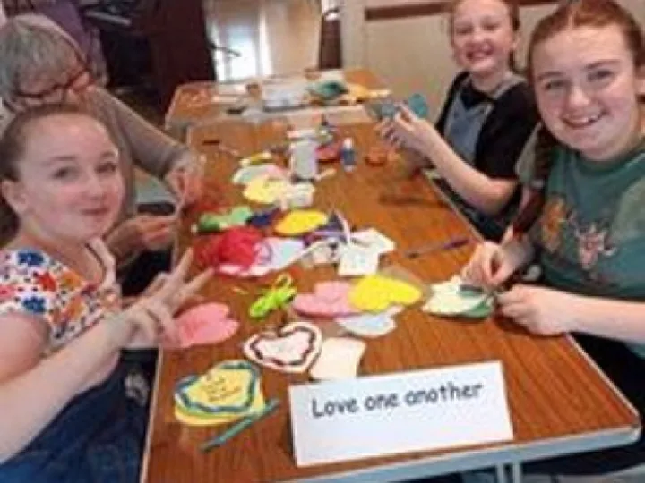 Christ Church Halton Messy Chu