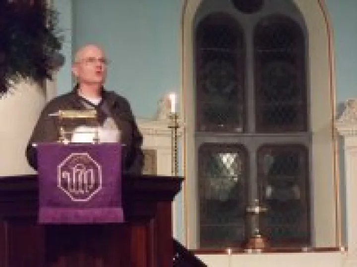 Carols round the tree