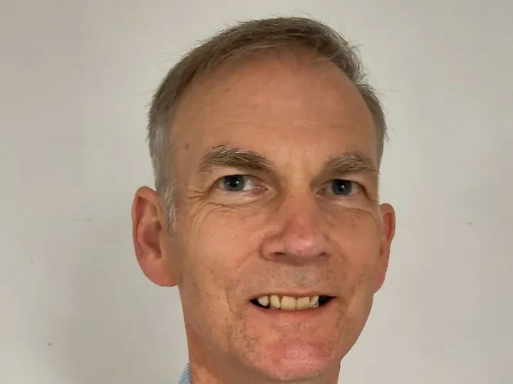 Rev Dr James Garnett