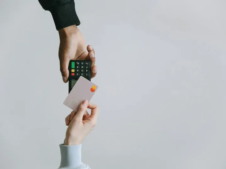 Modern contactless payment using a card and termin