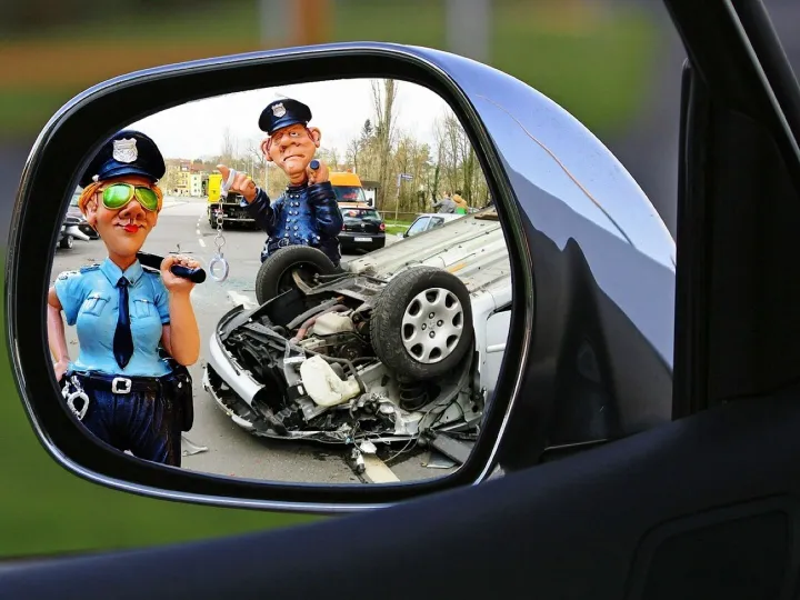 Accident, driver escape, police, offense, traffic,